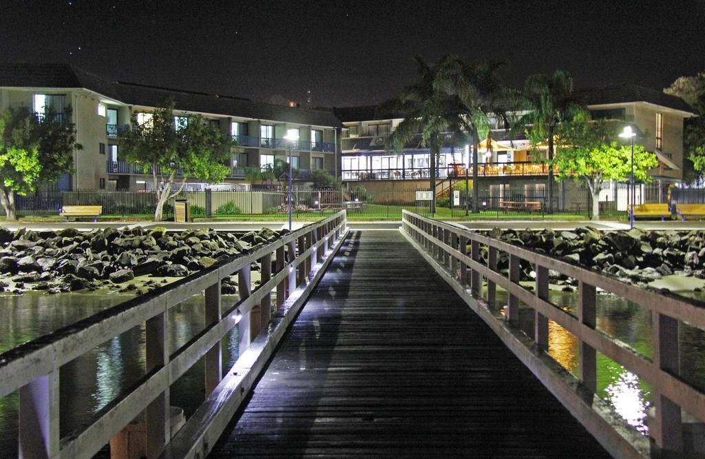 Mariners On The Waterfront Motel Batemans Bay Exterior photo