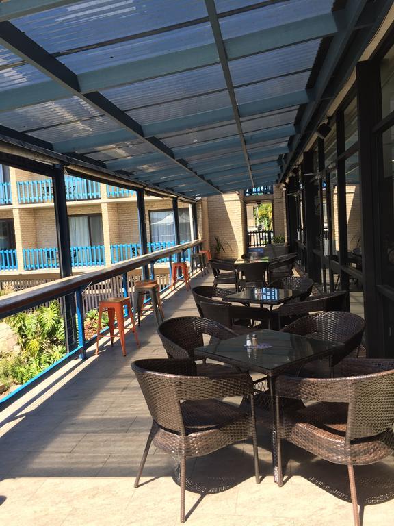Mariners On The Waterfront Motel Batemans Bay Exterior photo