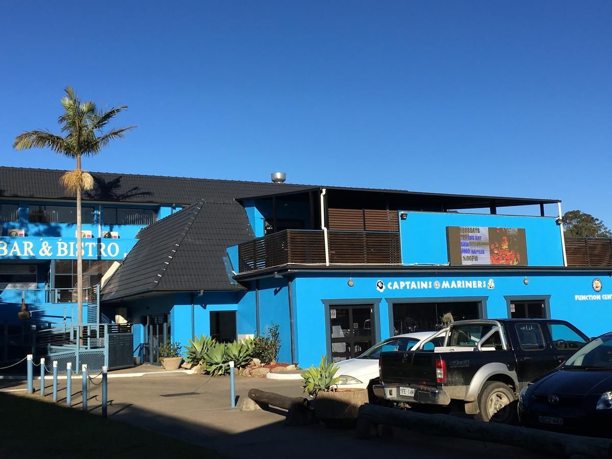 Mariners On The Waterfront Motel Batemans Bay Exterior photo