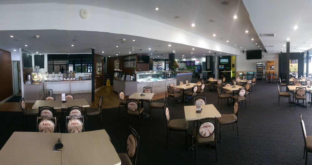 Mariners On The Waterfront Motel Batemans Bay Exterior photo